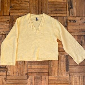H&M Sweater